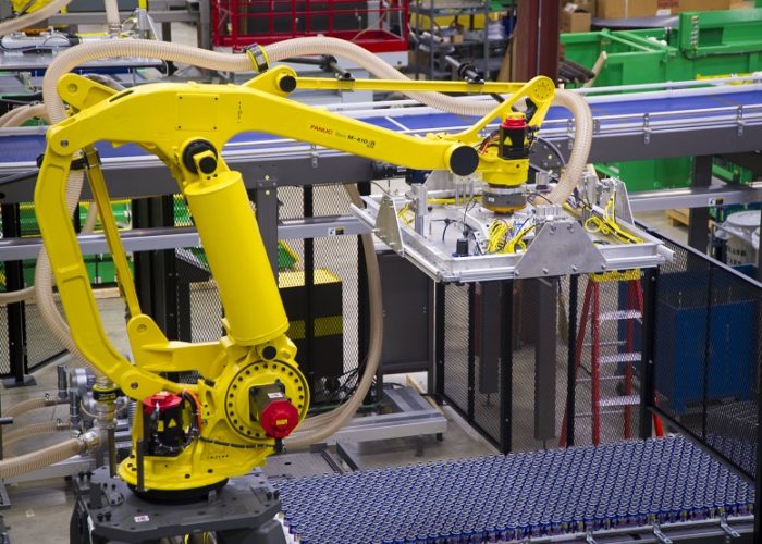 Robotic Palletizing Solutions from Arrowhead Systems